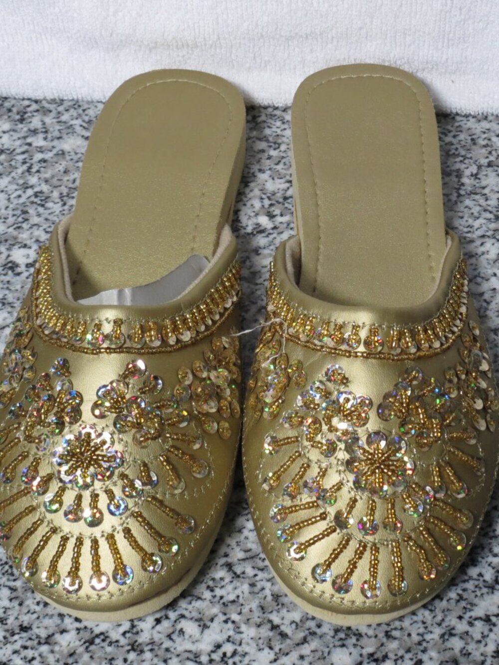 NEW in Bag Avon Women's Gold Sequined Slides Size M (7-8) Slippers Sparkly